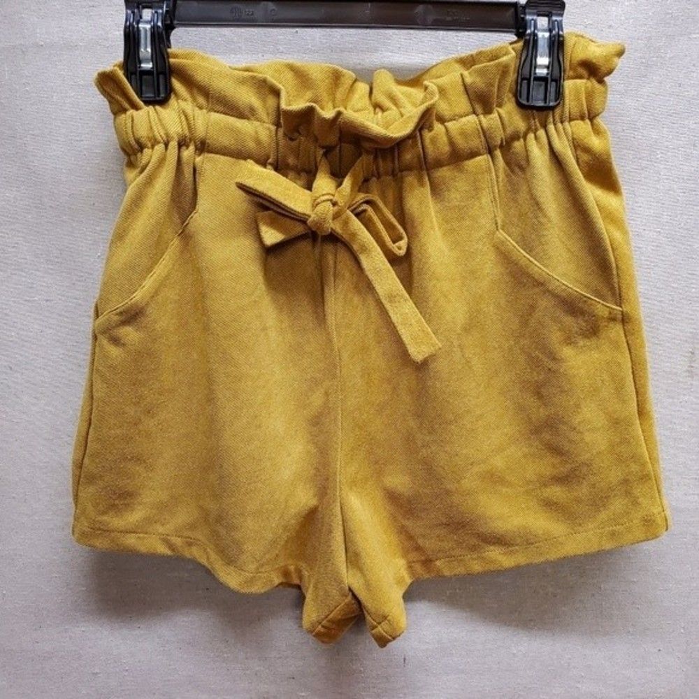 She and Sky Yellow Shorts Size L